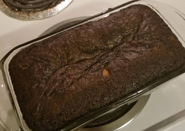 Steps to Prepare Appetizing Chocolate Banana bread