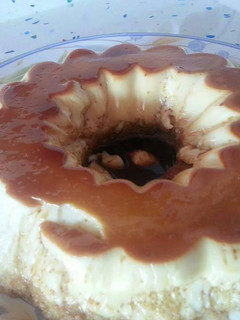 Una foto de Flan de huevos y coco