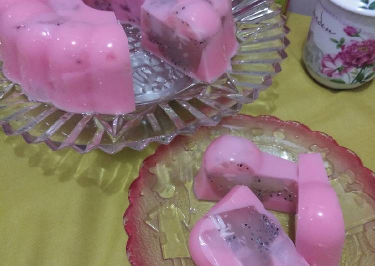 Resep Puding Kaca Cocopandan Anti Gagal