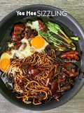 Yee Mee Sizzling