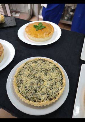 Una foto de Quiche de espinaca con champiñones, quiche Lorraine
