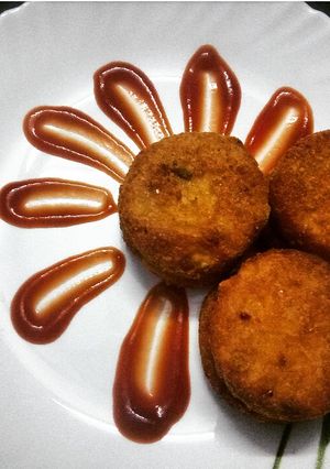 A picture of Aloo Tikki.