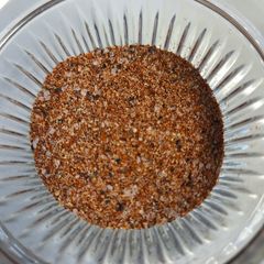 A picture of Lee's Homemade Taco Seasoning Mix.