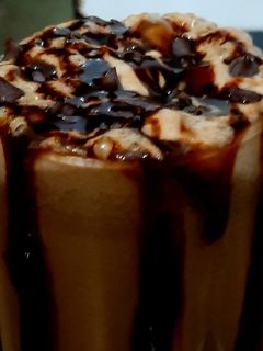 पीनट मिल्क शेक (Peanut milk shake recipe in Hindi) रेसिपी मुख्य फोटो