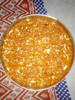 नारियल बर्फी (Coconut burfi recipe in hindi) रेसिपी मुख्य फोटो