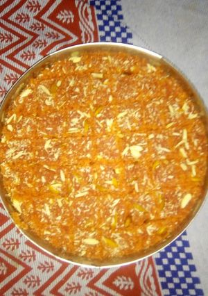 नारियल बर्फी (Coconut burfi recipe in hindi) रेसिपी मुख्य फोटो
