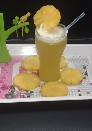 પાઈનેપલ વિથ લેમન જ્યુસ (Pineapple Lemon Juice Recipe In Gujarati) રેસીપી મુખ્ય ફોટો