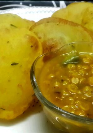 A picture of Potato Masala Puri.