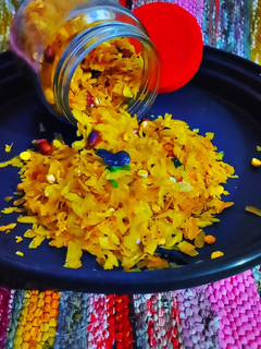 रोस्टेड पोहा चिवड़ा (Roasted Poha chivda recipe in hindi) रेसिपी मुख्य फोटो