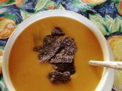 Una foto de sopa de camote