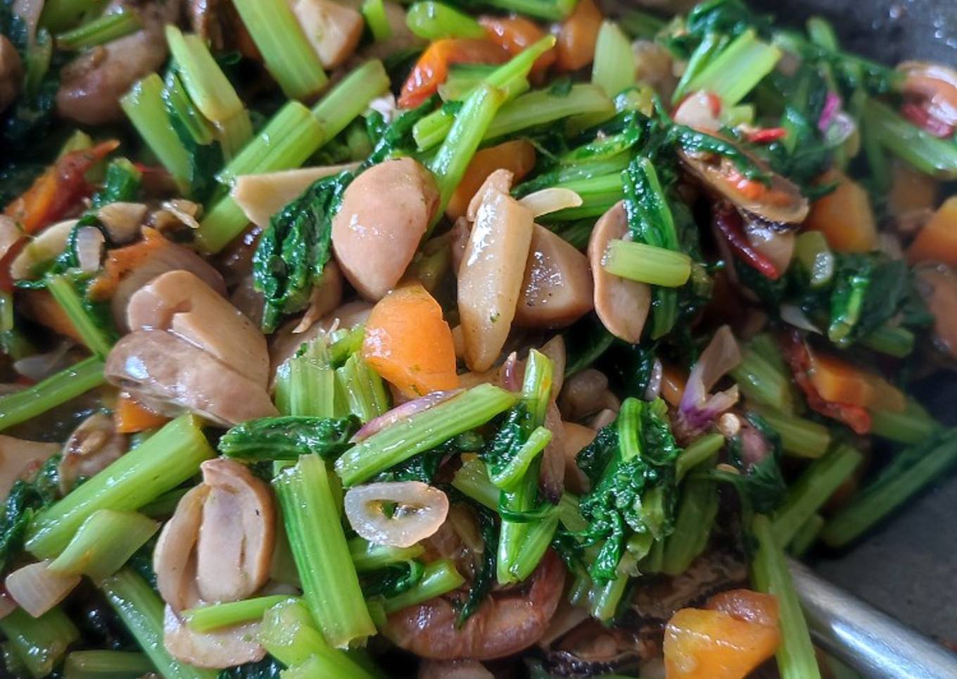 Tumis Jamur Sawi Hijau Mudah, Enak, dan Cepat