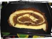 Una foto de pionono dulce con chocolate