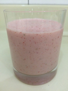 Foto resep Smoothies strawberry banana oatmeal