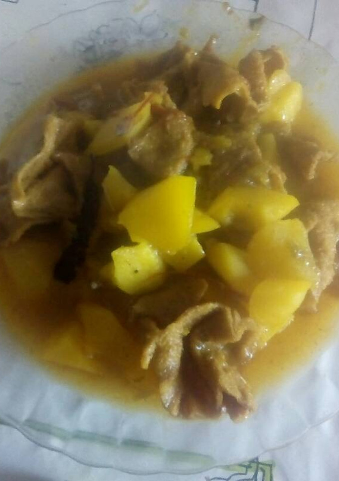 Una foto de Callos de cordero con patatas 