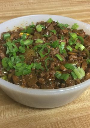 A picture of Chilli Beef Mushroom Garlic Stir Fry..