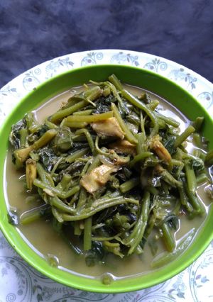 কচি ডাটার শাক এর ঝোল রেসিপির প্রধান ছবি