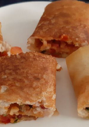 A picture of Cheesy Uttapam.