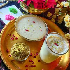A picture of Gulkand Thandai.