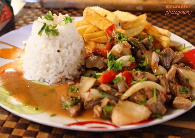 Lomo saltado