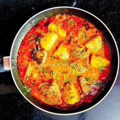 A picture of Pomfret Curry.