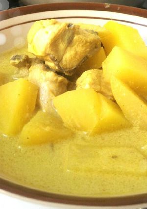 Foto resep Opor ayam kentang ala Juy
