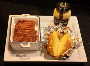 Una foto de Pastrón (o Pastrami) casero - con tapa de asado