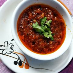 A picture of Homemade pizza sauce.