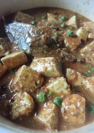 নিরামিষ মটর পনির (niramish matar paneer recipe in Bengali) রেসিপির প্রধান ছবি