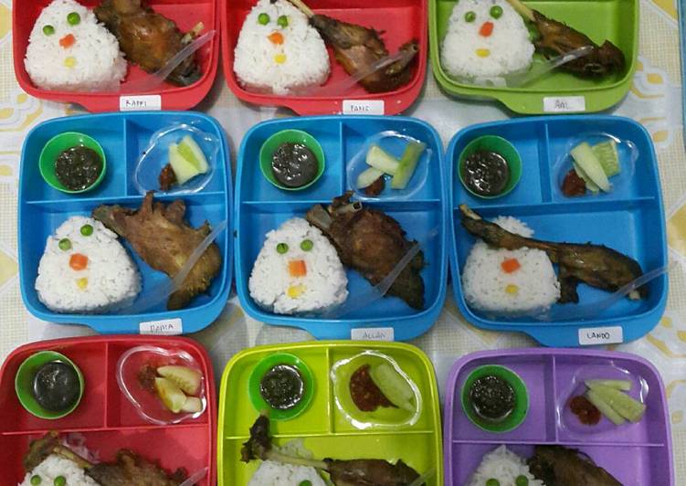 Bekal Anak Bento "Nasi Bebek Maknyuus"😍😘👍