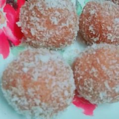 Coconut ladoo A picture of Coconut ladoo.