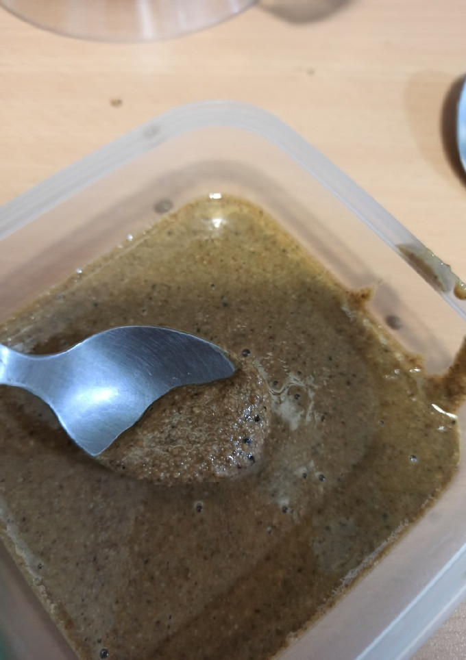 Una foto de Tahini (crema de sésamo)