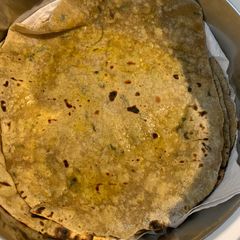 A picture of Quinoa flour Phulka.
