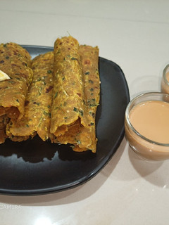 મેથીના થેપલા (Methi Thepla Recipe In Gujarati) રેસીપી મુખ્ય ફોટો