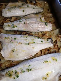 Una foto de Lubina al horno