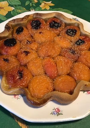 Une photo de Tarte aux abricots et miel (pâte brisée épeautre miel)