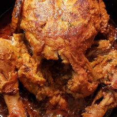 A picture of Dum Ka Chicken.