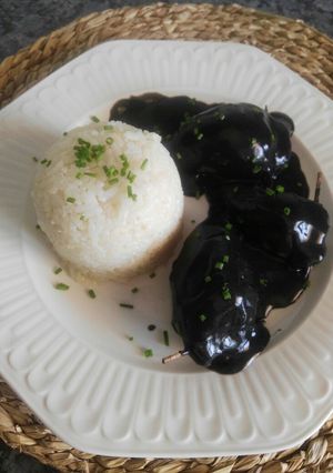 Foto principal de Calamares rellenos en su tinta
