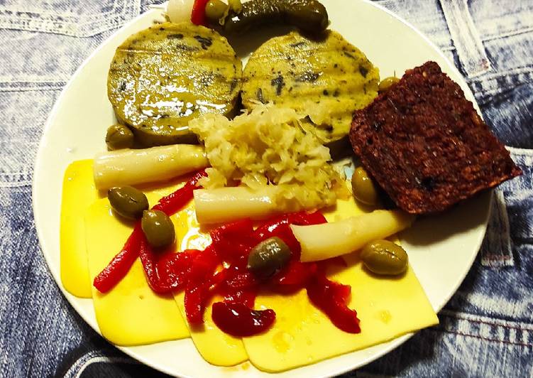 Hamburguesas de setas y espinacas, queso vegano y guarnición