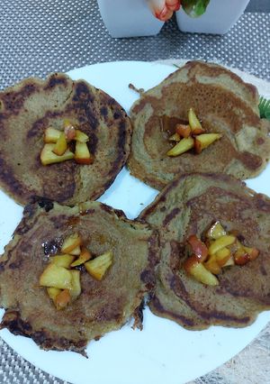 A picture of Apple pancakes.