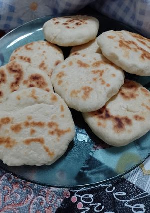 Una foto de Pan rápido sin levadura en sartén