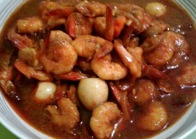 Langkah Mudah untuk Menyiapkan Udang telur puyuh asam manis super simple yang Enak