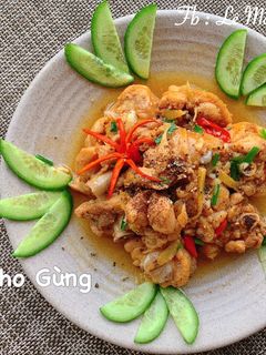 Hình của món Gà Kho Gừng - món ngon dân dã quen thuộc với nhiều gia đình😋.