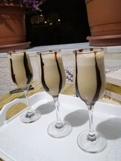 صورة لوصفة نسكافيه بارد الطعم خيالي 😍 تحدي المقاهي 💪