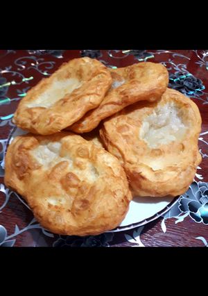 Tejfölös tésztából készült lángos recept fotója