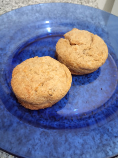 Una foto de Scones de queso integrales