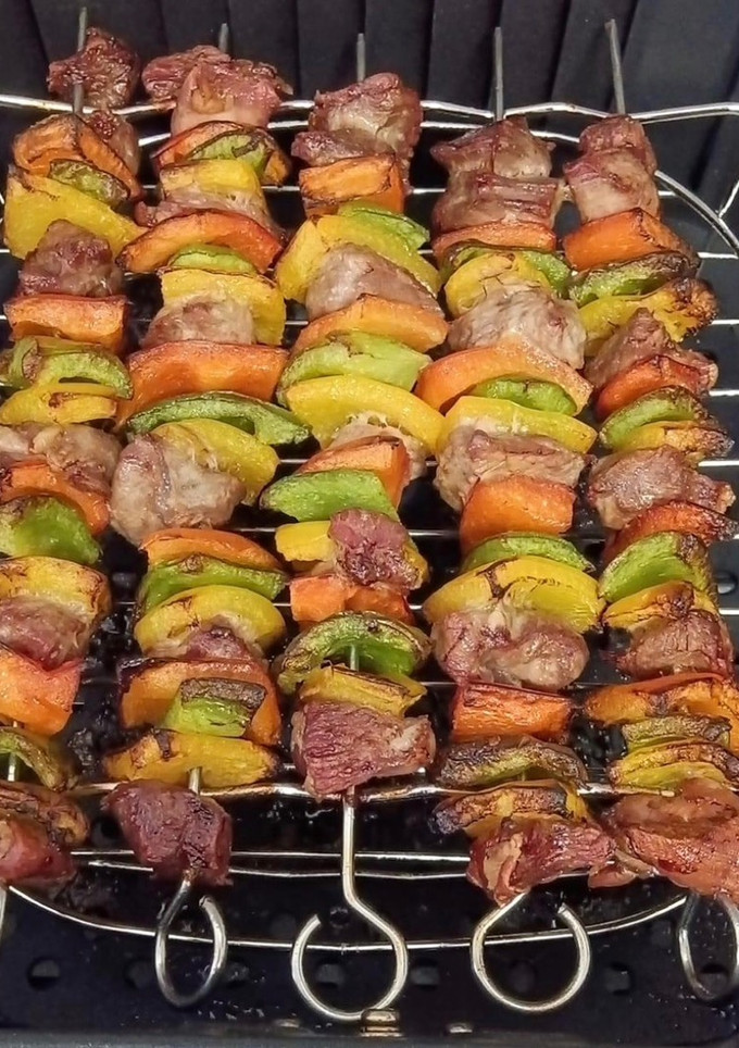 Una foto de Brochetas de pollo