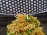 સેઝવાન રાઈસ (Schezwan Rice Recipe In Gujarati)
