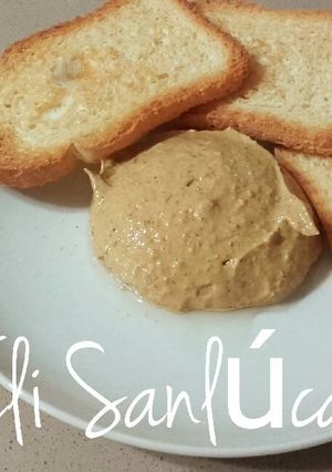 Una foto de Paté de mejillones en escabeche rápido
