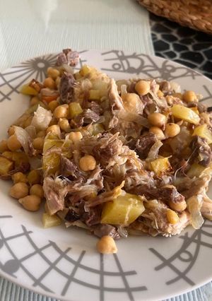 Una foto de Ropa vieja al estilo canario