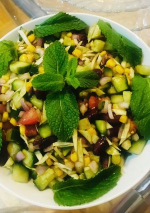 A picture of Red kidney beans salad.